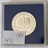 44r